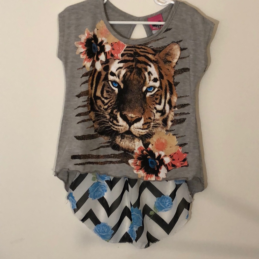 Cute Girl Lion shirt